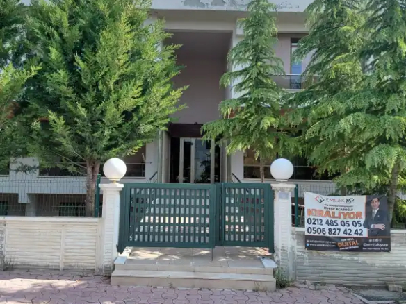 EMLAKYAPTAN MERAM TIP CİVARI 1+1 FULL EŞYALI KİRALIK DAİRE