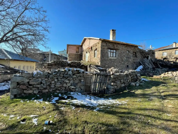 EMLAKYAP’TAN İNLİCE MAHALLESİ SATILIK MÜSTAKİL EV