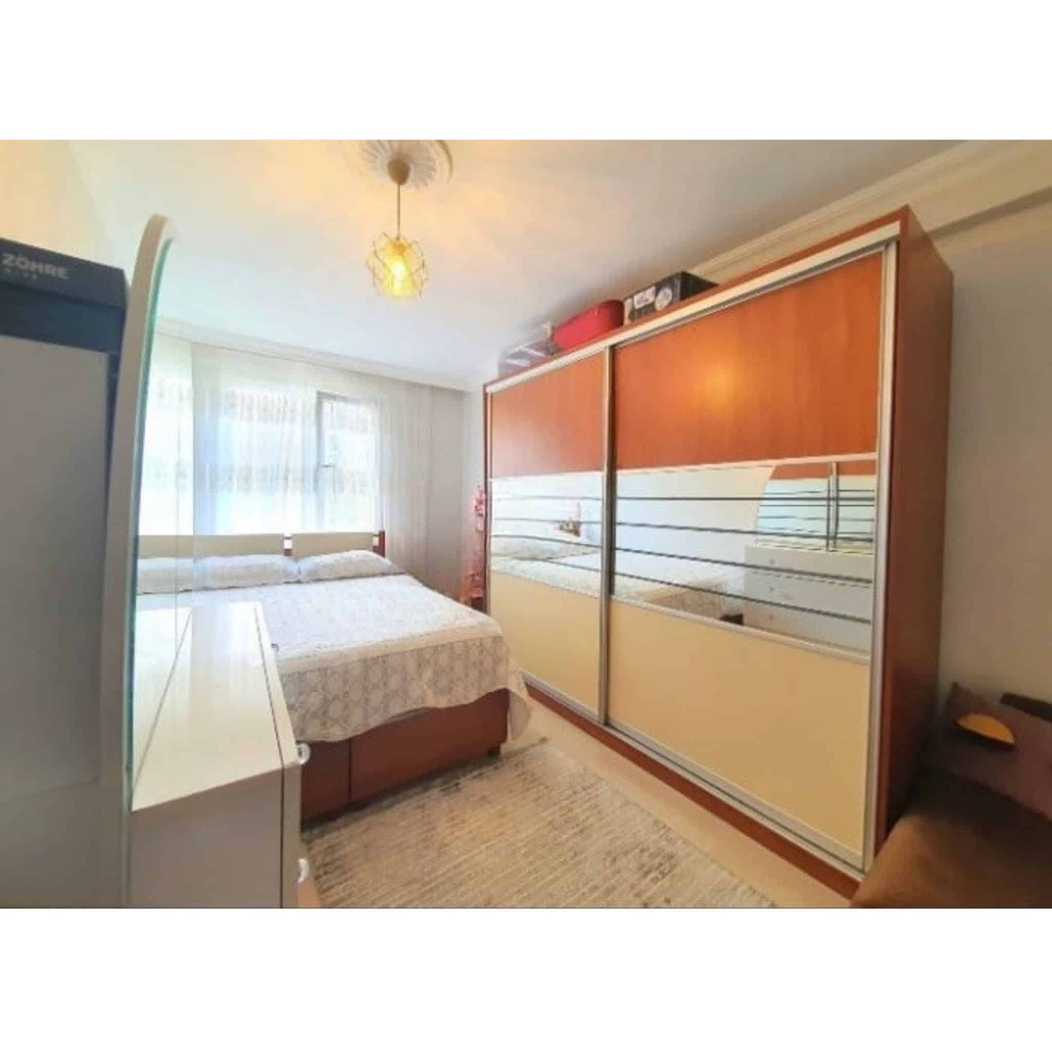 EMLAKYAPTAN METROYA 500 METRE 3+1 EBEVEYN BANYOLU ARAKAT DAİRE