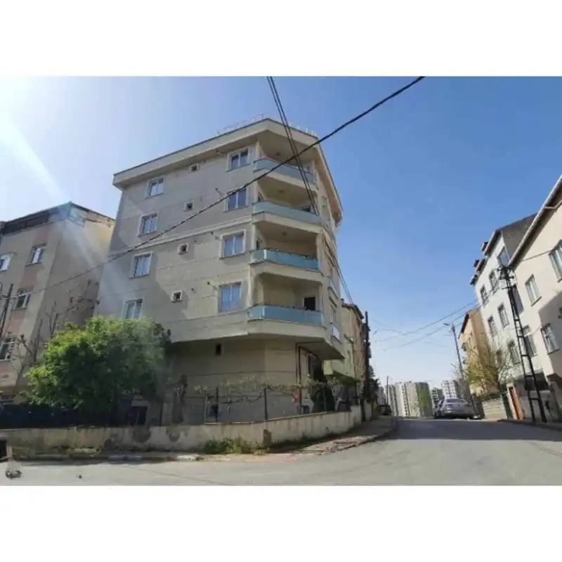 EMLAKYAPTAN METROYA 500 METRE 3+1 EBEVEYN BANYOLU ARAKAT DAİRE