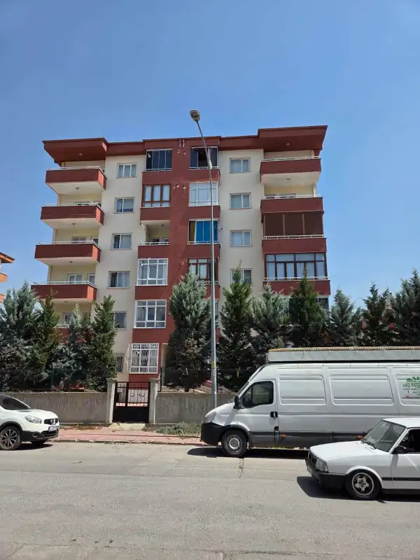 EMLAKYAPTAN İL JANDARMA CİVARI 3+1 SATILIK DAİRE